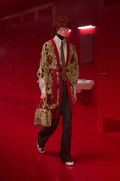 Look 20
